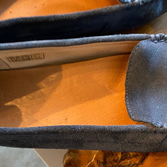 UGG women’s  Slip-On Loafers sz 9.5 - Picture 4 of 9